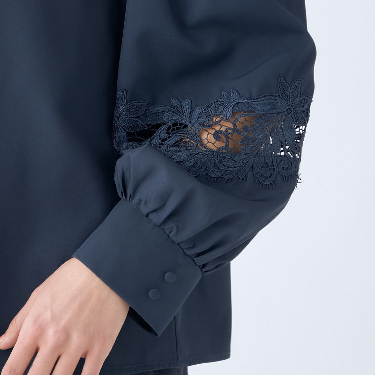 スーツセレクト 【Lady Like BLOUSE】【長袖】袖レース切替えブラウス/ダークネイビー 紺中間
