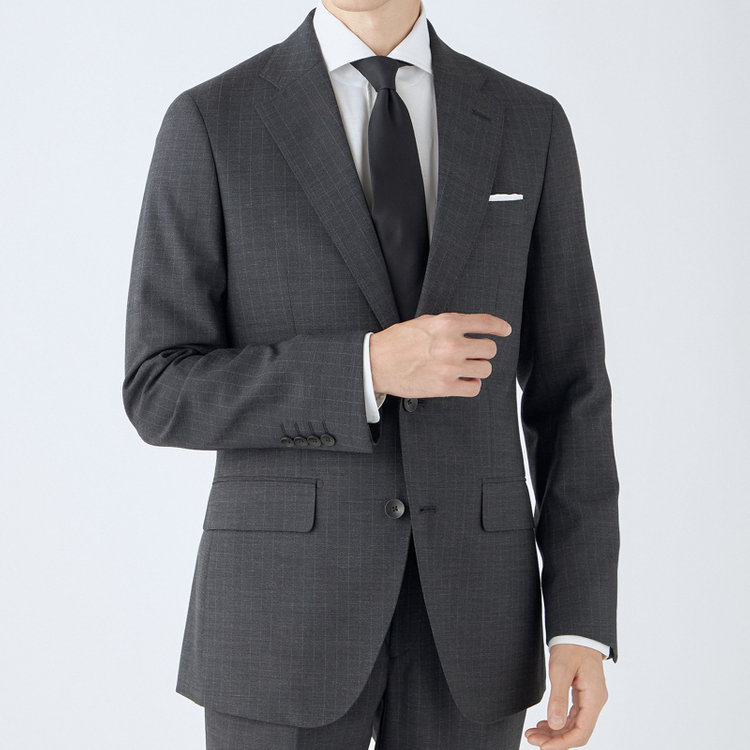 シルバーライン 【CLASSICO TAPERED】【年間】スペアパンツ付き/2釦シングルスーツ 1タック/グレー×ストライプ/ウエストシャーリング仕様/ウォッシャブル/※裾上げ必要 グレー中間