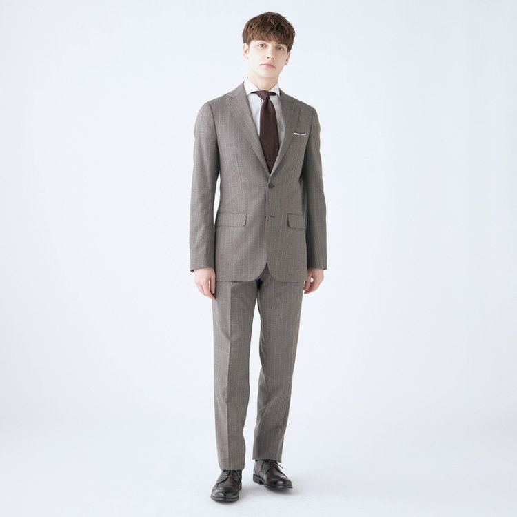シルバーライン 【CLASSICO TAPERED】【春夏】3釦段返りシングルスーツ 2タック/グレージュ×ストライプ/ウエストムーブ/NEW ZEALAND WOOL MIX/※裾上げ必要 グレー中間