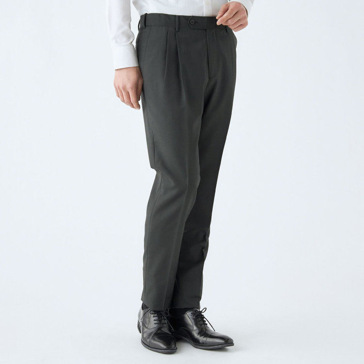 シルバーライン 【発送在庫あり】【CLASSICO TAPERED】【春夏】3釦段返りシングルスーツ 2タック/カーキ×シャドーストライプ/パッチポケット/ウエストムーブ仕様/MARZOTTO/※パンツ裾直し必要 緑中間