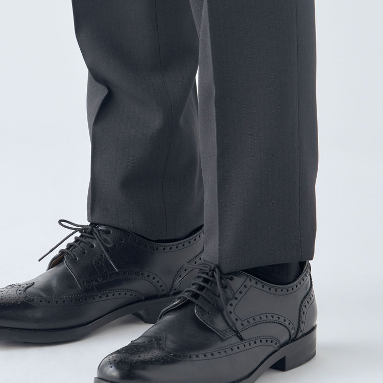 ブラックライン 【SLIM TAPERED】【年間】0タックテーパードパンツ/ダークグレー×シャドーストライプ/ウエストムーブ/ウォッシャブル/4S SUSTAINABILITY&ECOLOGY FABRIC/※裾上げ必要 グレー濃色