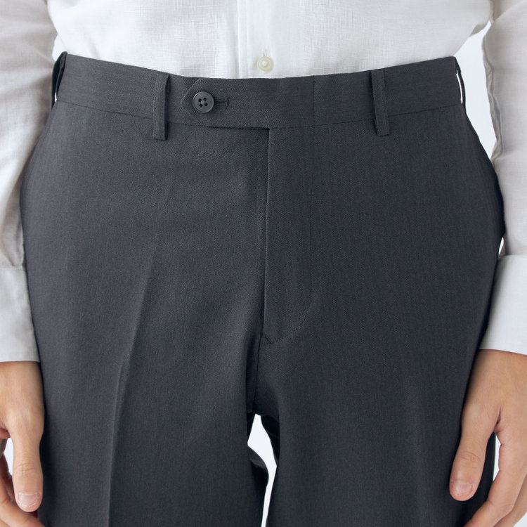 ブラックライン 【SLIM TAPERED】【年間】0タックテーパードパンツ/ダークグレー×シャドーストライプ/ウエストムーブ/ウォッシャブル/4S SUSTAINABILITY&ECOLOGY FABRIC/※裾上げ必要 グレー濃色