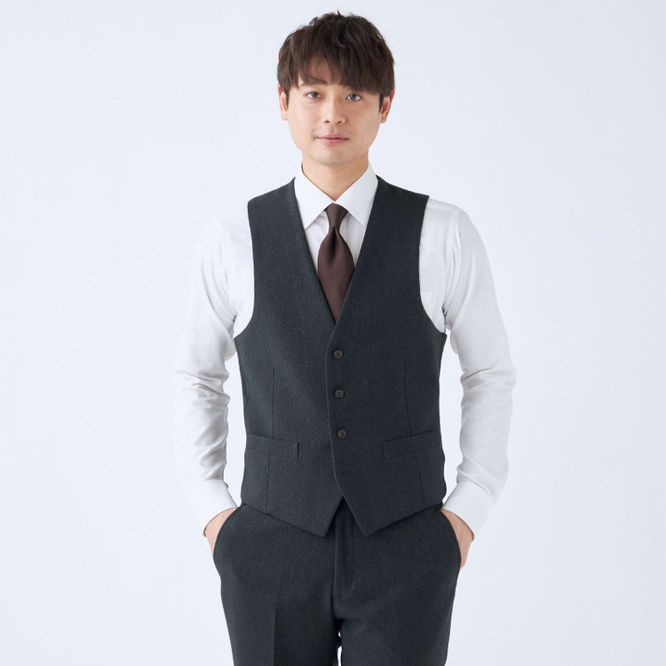 ブラックライン 【発送在庫あり】【SLIM TAPERED_2】【秋冬】2釦シングルスリーピーススーツ 0タック/グリーン/ウエストシャーリング/4S SUSTAINABILITY&ECOLOGY FABRIC/※パンツ裾上げ済仕様 緑濃色