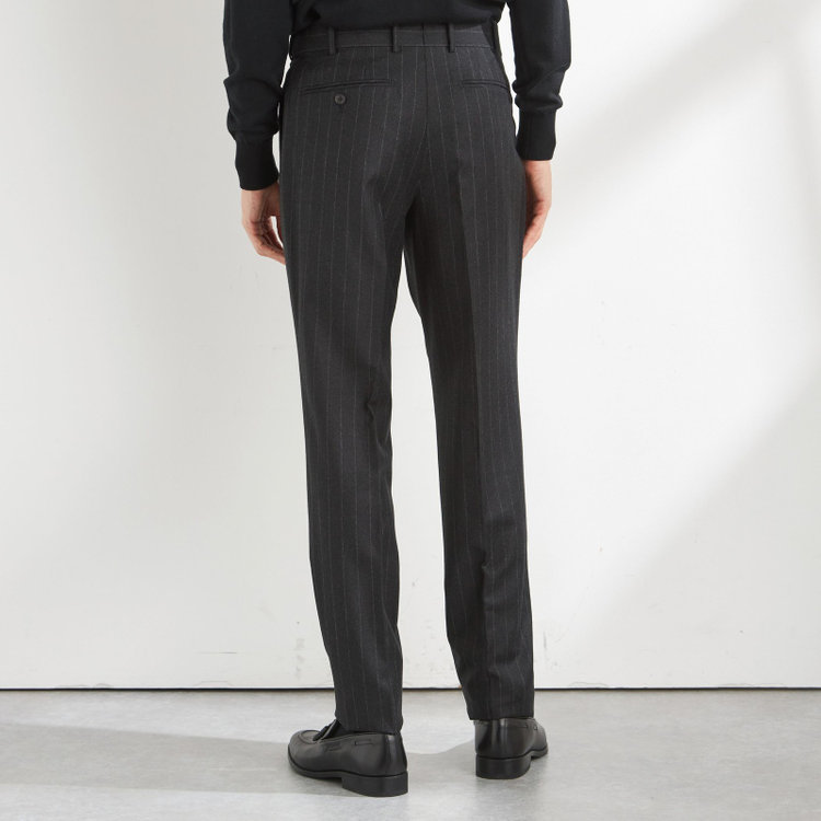 シルバーライン 【CLASSICO TAPERED】【秋冬】3釦段返りシングルスーツ 2タック/ダークグレー×ストライプ/ウエストムーブ/MARZOTTO/※裾上げ必要 グレー濃色