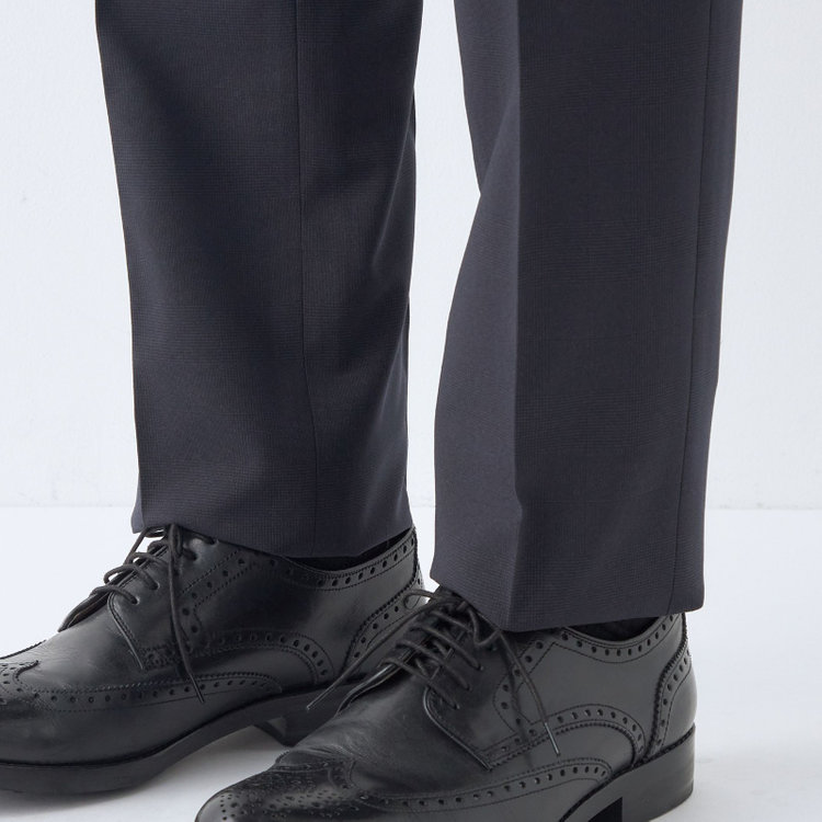 ブラックライン 【SLIM TAPERED】【春夏】0タックテーパードパンツ/ネイビー×チェック/ウエストシャーリング/ウォッシャブル/4S SUSTAINABILITY&ECOLOGY FABRIC/※裾上げ済仕様 紺濃色