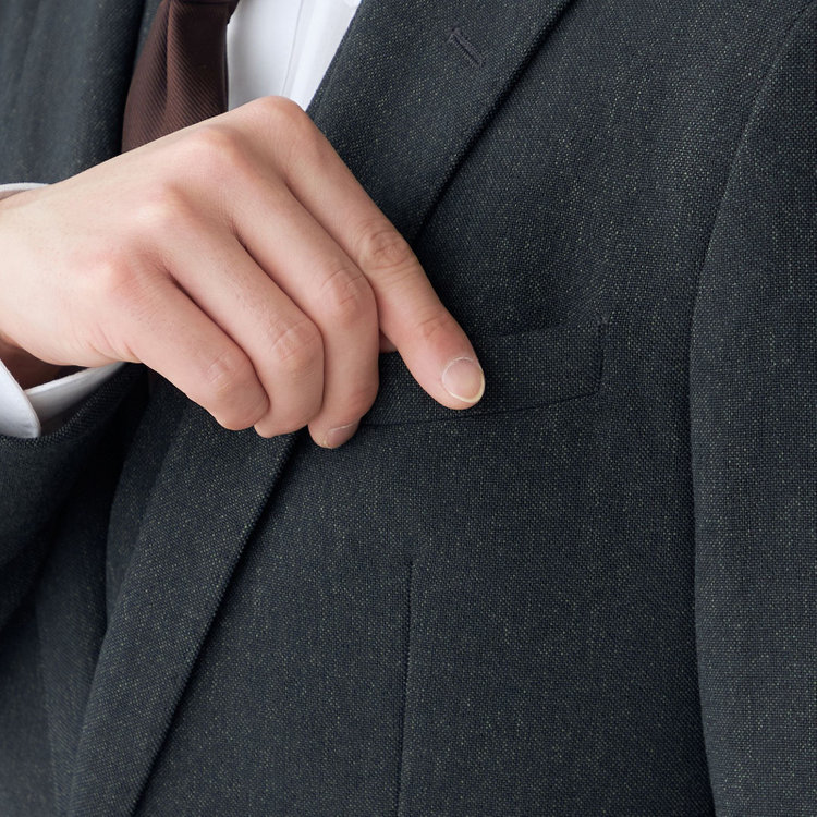 ブラックライン 【発送在庫あり】【SLIM TAPERED_2】【秋冬】2釦シングルスリーピーススーツ 0タック/グリーン/ウエストシャーリング/4S SUSTAINABILITY&ECOLOGY FABRIC/※パンツ裾上げ済仕様 緑濃色