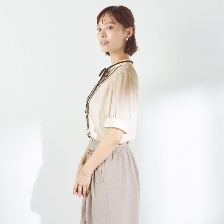 スーツセレクト 【半袖】リボン付きバンドカラーブラウス/ベージュ 茶淡色