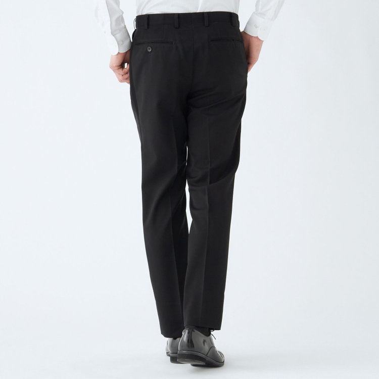 ブラックライン 【発送在庫あり】【KSW】【年間】【フォーマル対応可】2釦シングルスーツ 0タック/ブラック×ソリッド/ウエストムーブ/4S/※パンツ裾上げ済仕様 黒