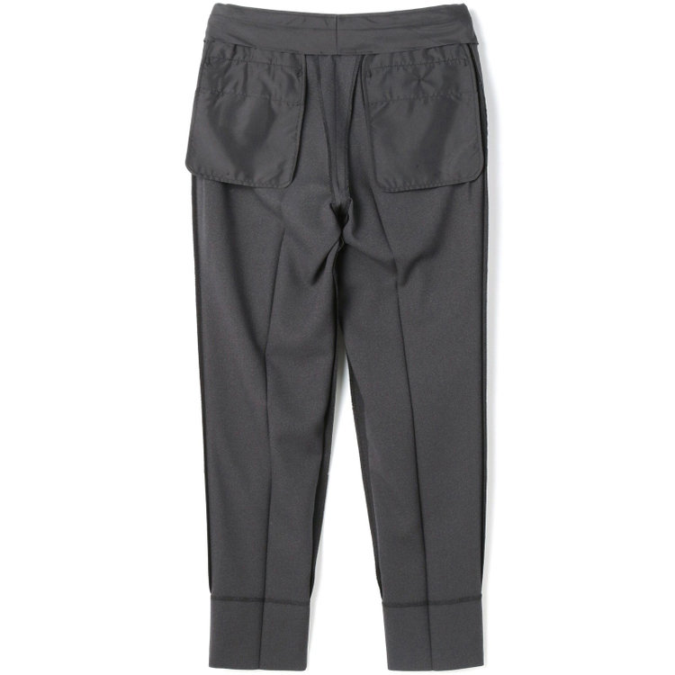 シルバーライン 【CLASSICO TAPERED】【秋冬】2釦シングルスリーピーススーツ 1タックテーパードパンツ/グレー/ウエストムーブ/4S SUSTAINABILITY&ECOLOGY FABRIC/※パンツ裾上げ済仕様 グレー中間