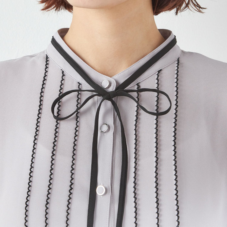 スーツセレクト 【半袖】リボン付きバンドカラーブラウス/ラベンダー 紫淡色