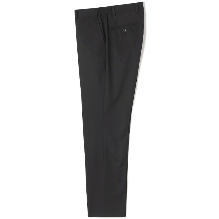 ブラックライン 【SLIM TAPERED_2】【年間】2釦シングルスリーピーススーツ 0タック/ブラック/ウエストシャーリング/4S SUSTAINABILITY&ECOLOGY FABRIC/※パンツ裾上げ済仕様 黒