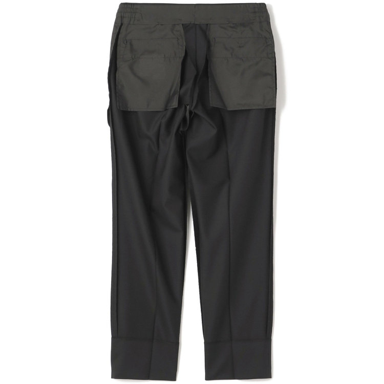 ブラックライン 【SLIM TAPERED_2】【年間】2釦シングルスリーピーススーツ 0タック/ブラック/ウエストシャーリング/4S SUSTAINABILITY&ECOLOGY FABRIC/※パンツ裾上げ済仕様 黒