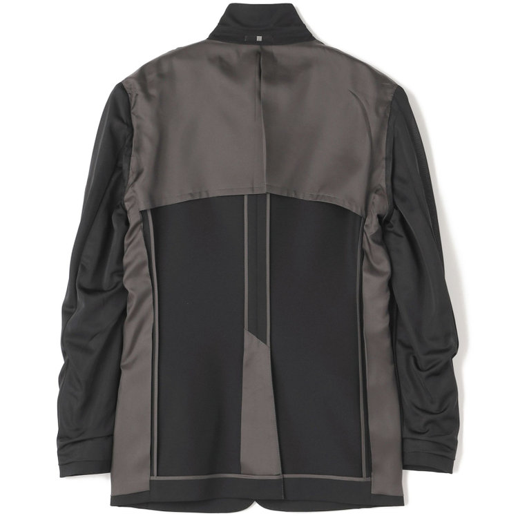 ブラックライン 【SLIM TAPERED_2】【年間】2釦シングルスリーピーススーツ 0タック/ブラック/ウエストシャーリング/4S SUSTAINABILITY&ECOLOGY FABRIC/※パンツ裾上げ済仕様 黒