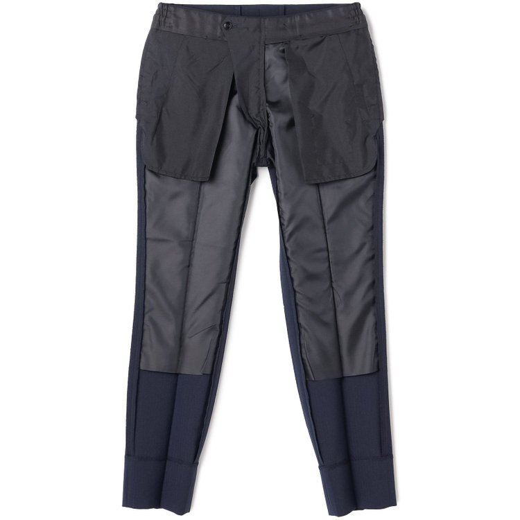 ブラックライン 【SLIM TAPERED_2】【年間】2釦シングルスリーピーススーツ 0タック/ネイビー×シャドーストライプ/ウエストシャーリング/4S SUSTAINABILITY&ECOLOGY FABRIC/リバーシブルベスト仕様（グレー）/※パンツ裾上げ済仕様 紺濃色