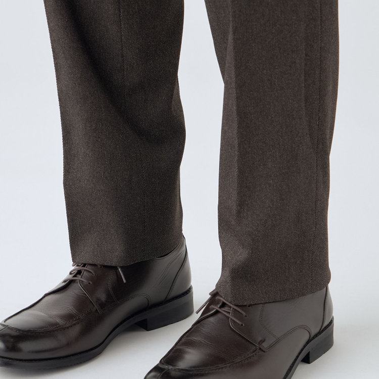 ブラックライン 【SLIM TAPERED】【秋冬】ポリエステル0タックテーパードパンツ/ブラウン/ウエストムーブ/ウォッシャブル/4S スーパーストレッチ/裾上げ済み仕様 茶中間