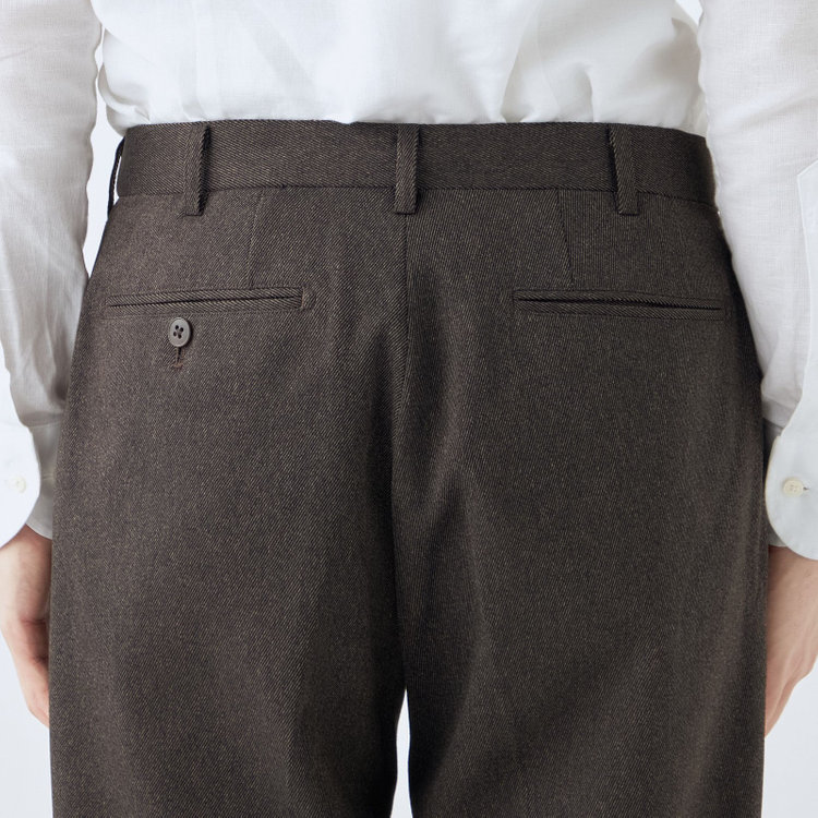 ブラックライン 【SLIM TAPERED】【秋冬】ポリエステル0タックテーパードパンツ/ブラウン/ウエストムーブ/ウォッシャブル/4S スーパーストレッチ/裾上げ済み仕様 茶中間