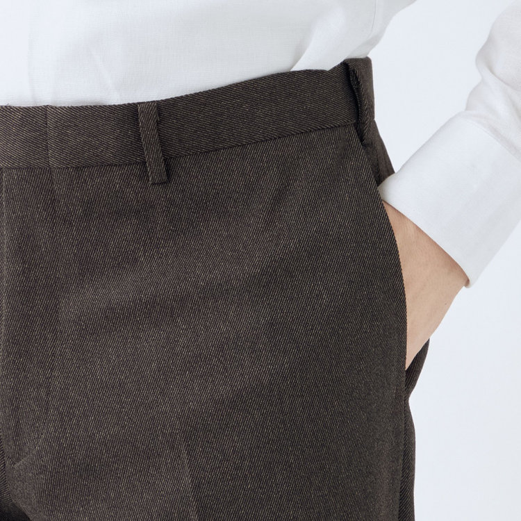 ブラックライン 【SLIM TAPERED】【秋冬】ポリエステル0タックテーパードパンツ/ブラウン/ウエストムーブ/ウォッシャブル/4S スーパーストレッチ/裾上げ済み仕様 茶中間