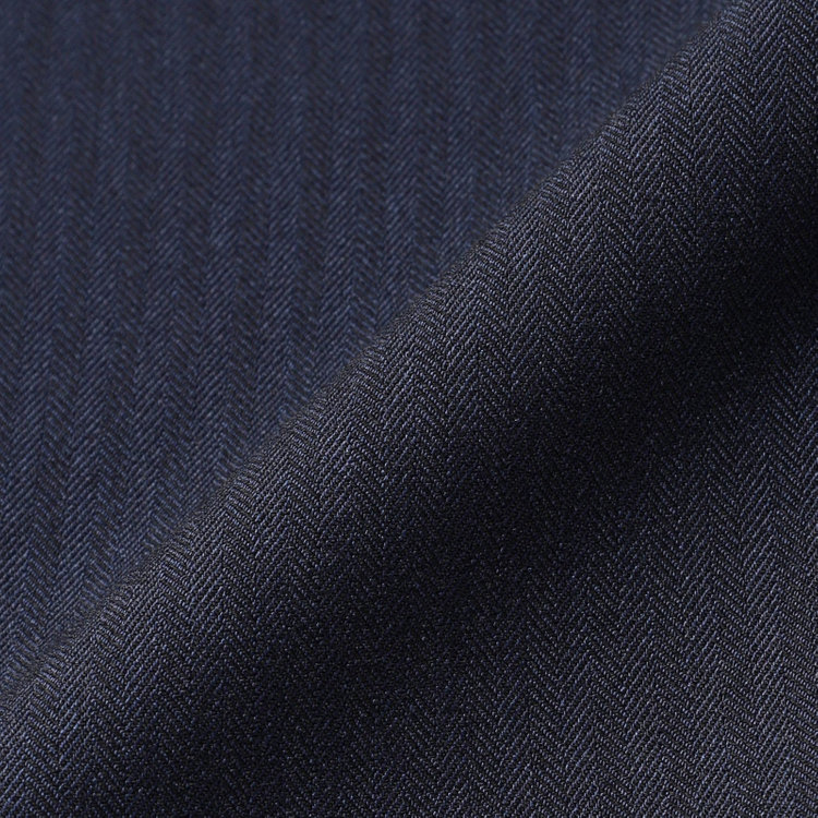 ブラックライン 【SLIM TAPERED_2】【年間】2釦シングルスリーピーススーツ 0タック/ネイビー×シャドーストライプ/ウエストシャーリング/4S SUSTAINABILITY&ECOLOGY FABRIC/リバーシブルベスト仕様（グレー）/※パンツ裾上げ済仕様 紺濃色