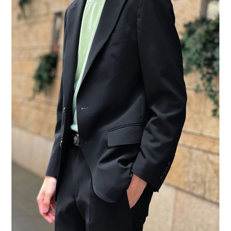 スーツセレクト 【WEB限定/OUTLET】【RBC】【春夏】コーディネートパンツ付き/ワイドラペル2釦シングルスーツ 1タック/ブラック×シアサッカー+グレーブラウンパンツ/ウエストシャーリング/ウォッシャブル/※パンツ裾上げ済仕様 ブラック系(黒)