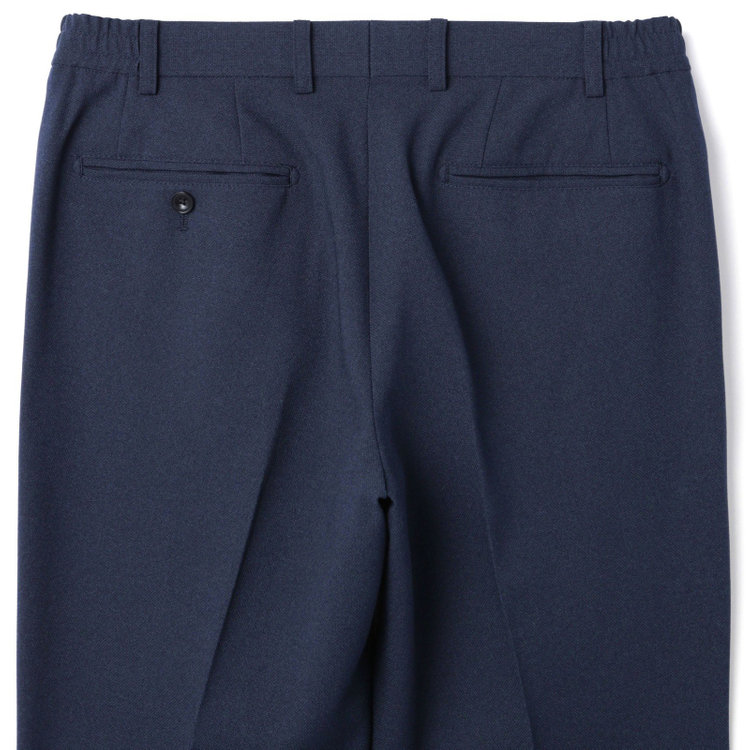 ブラックライン 【SLIM TAPERED_2】【年間】2釦シングルスーツ 0タック/ネイビー/ウエストシャーリング/4S SUSTAINABILITY&ECOLOGY FABRIC/ウォッシャブル/※パンツ裾上げ済仕様 紺中間