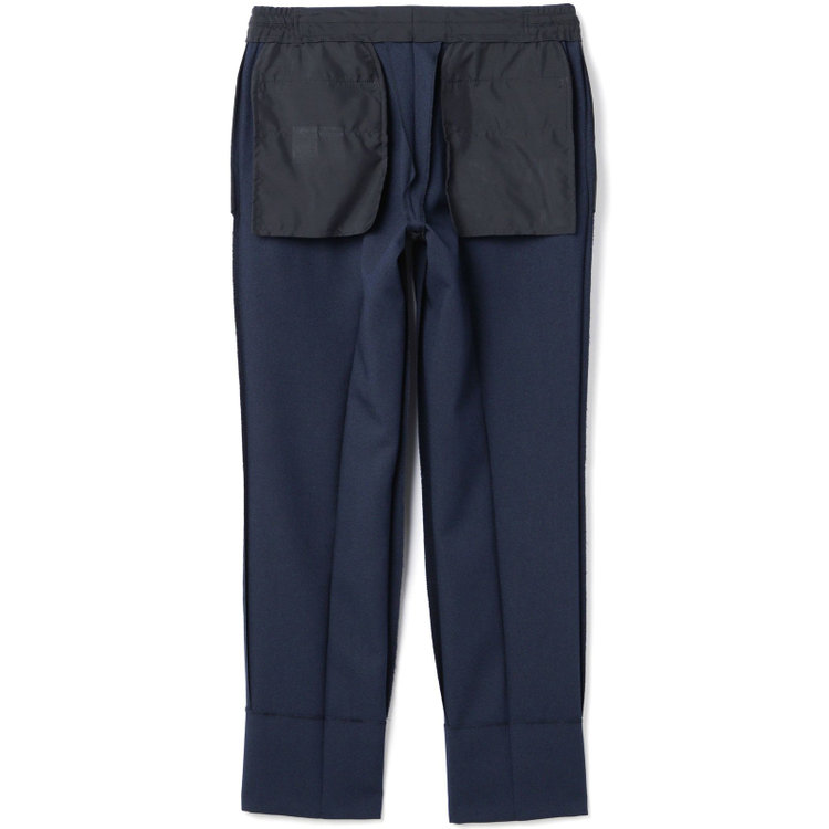 ブラックライン 【SLIM TAPERED_2】【年間】2釦シングルスーツ 0タック/ネイビー/ウエストシャーリング/4S SUSTAINABILITY&ECOLOGY FABRIC/ウォッシャブル/※パンツ裾上げ済仕様 紺中間