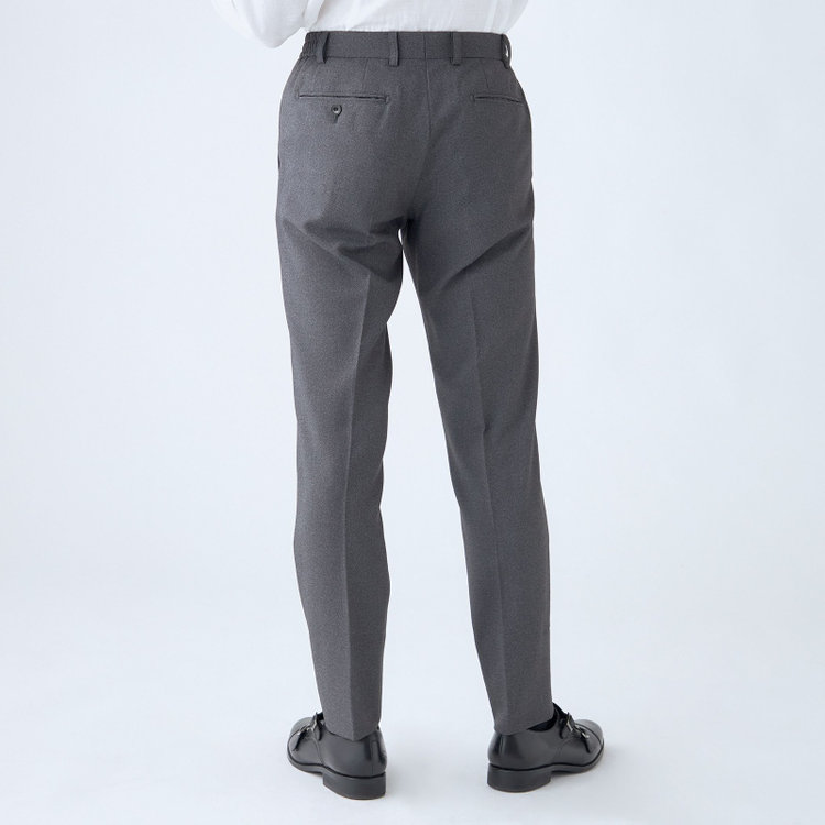 ブラックライン 【SLIM TAPERED_2】【年間】2釦シングルスーツ 0タック/グレー/ウエストシャーリング/4S SUSTAINABILITY&ECOLOGY FABRIC/ウォッシャブル/※パンツ裾上げ済仕様 グレー中間