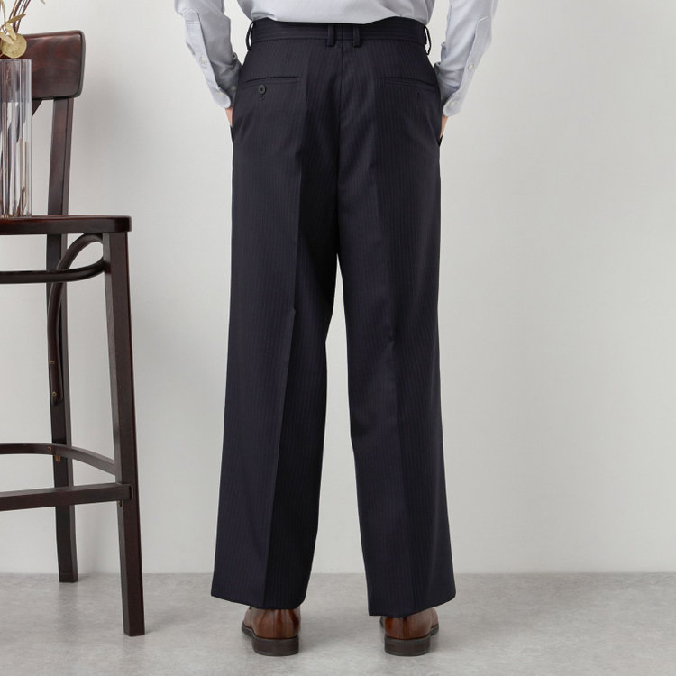 ブラックライン 【SLIM TAPERED】【秋冬】2釦シングルスリーピーススーツ 0タック/ネイビー×グレンチェック /ウエストムーブ/4S TAKE OUT SUITS / ※パンツ裾上げ済仕様 紺濃色