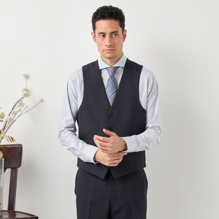 ブラックライン 【SLIM TAPERED】【秋冬】2釦シングルスリーピーススーツ 0タック/ネイビー×グレンチェック /ウエストムーブ/4S TAKE OUT SUITS / ※パンツ裾上げ済仕様 紺濃色