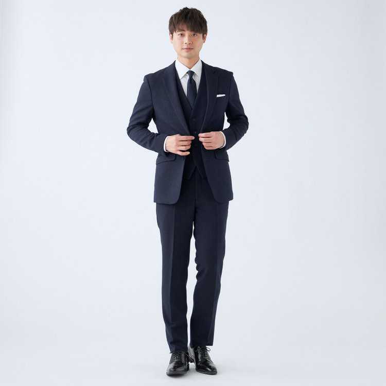 ブラックライン 【SLIM TAPERED_2】【秋冬】2釦シングルスリーピーススーツ 0タック/ネイビー/ウエストシャーリング/4S SUSTAINABILITY&ECOLOGY FABRIC/※パンツ裾上げ済仕様 紺濃色