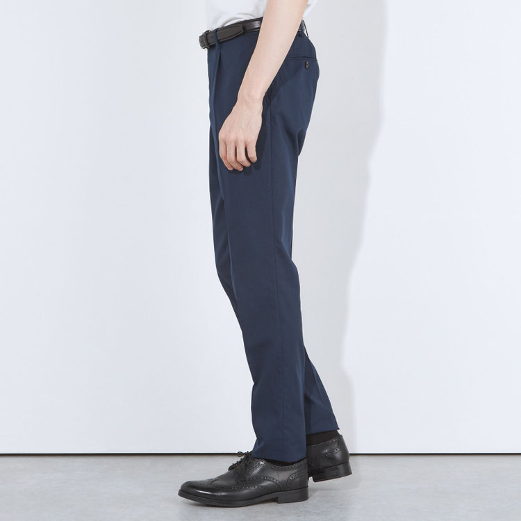SUIT SELECT　アウトレット 【WEB限定/OUTLET/汚れ・キズ等有】【CLASSICO TAPERED】【春夏】1タックテーパードパンツ/ネイビー/ウエストムーブ仕様/「FREEZETECH 氷撃」冷感PRINT/※裾直し必要 紺中間