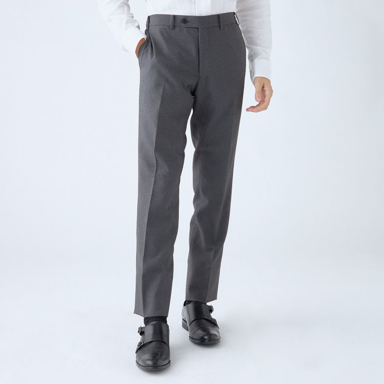 ブラックライン 【SLIM TAPERED_2】【年間】2釦シングルスーツ 0タック/グレー/ウエストシャーリング/4S SUSTAINABILITY&ECOLOGY FABRIC/ウォッシャブル/※パンツ裾上げ済仕様 グレー中間