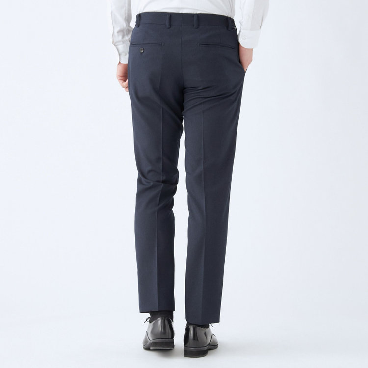 ブラックライン 【SLIM TAPERED_2】【年間】2釦シングルスリーピーススーツ 0タック/ネイビー/ウエストシャーリング/4S SUSTAINABILITY&ECOLOGY FABRIC/リバーシブルベスト仕様（グレー）/※パンツ裾上げ済仕様 紺濃色