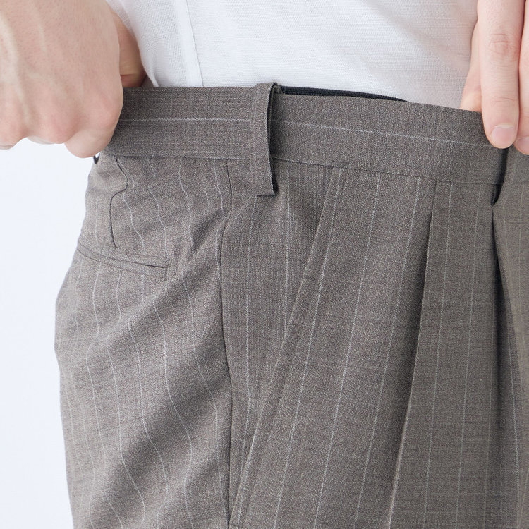 シルバーライン 【CLASSICO TAPERED】【春夏】3釦段返りシングルスーツ 2タック/グレージュ×ストライプ/ウエストムーブ/NEW ZEALAND WOOL MIX/※裾上げ必要 グレー中間