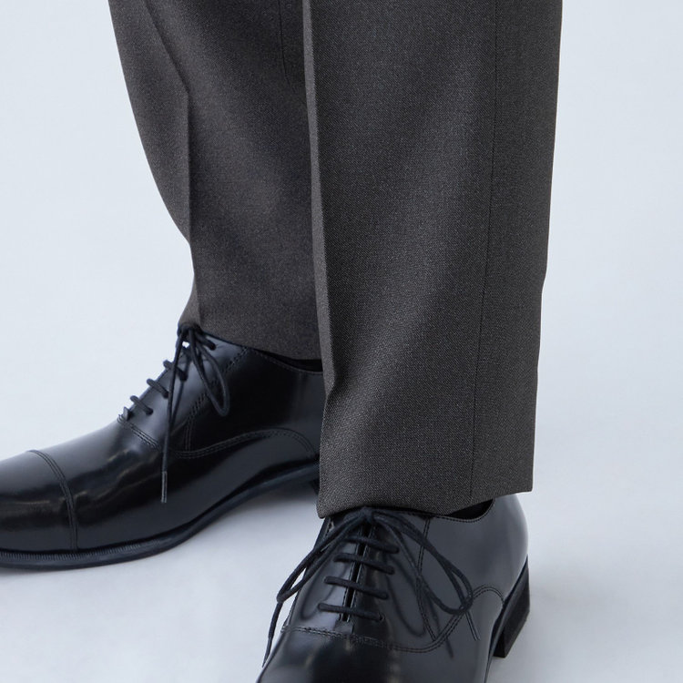 ブラックライン 【発送在庫あり】【SLIM TAPERED】【年間】ポリエステル0タックテーパードパンツ/グレー/ウエストムーブ/ウォッシャブル/4S/※裾上げ必要 グレー中間