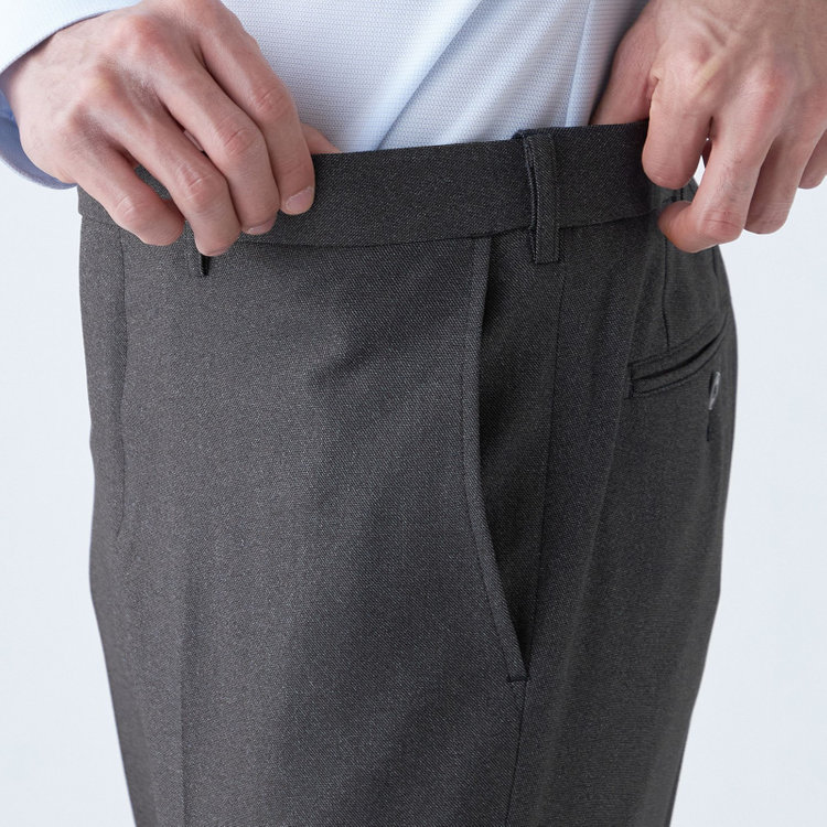 ブラックライン 【発送在庫あり】【SLIM TAPERED】【年間】ポリエステル0タックテーパードパンツ/グレー/ウエストムーブ/ウォッシャブル/4S/※裾上げ必要 グレー中間