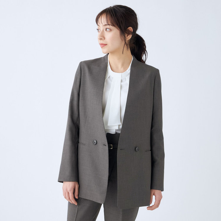 シルバーライン 【RELAX TAPERED】【年間】ノーカラー 2釦1掛け/ダブルパンツスーツ/グレー/ウエスト内側アジャスター/ウォッシャブル/Naturemier/※パンツ裾上げ済仕様 グレー濃色