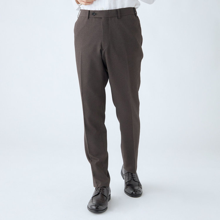 ブラックライン 【SLIM TAPERED_2】【年間】2釦シングルスーツ 0タック/ブラウン/ウエストシャーリング/4S SUSTAINABILITY&ECOLOGY FABRIC/ウォッシャブル/※パンツ裾上げ済仕様 茶中間