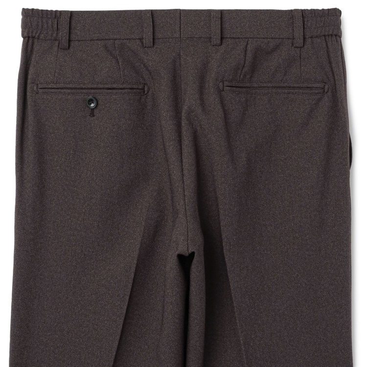 ブラックライン 【SLIM TAPERED_2】【年間】2釦シングルスーツ 0タック/ブラウン/ウエストシャーリング/4S SUSTAINABILITY&ECOLOGY FABRIC/ウォッシャブル/※パンツ裾上げ済仕様 茶中間