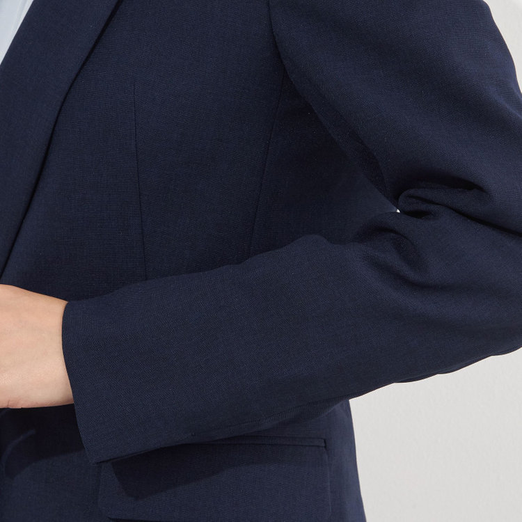 シルバーライン 【SILVER LINE】【年間】1釦シングルパンツスーツ/ネイビー/ウォッシャブル/Naturemier/4S SUSTAINABILITY&ECOLOGY FABRIC/※パンツ裾上げ済仕様 紺中間
