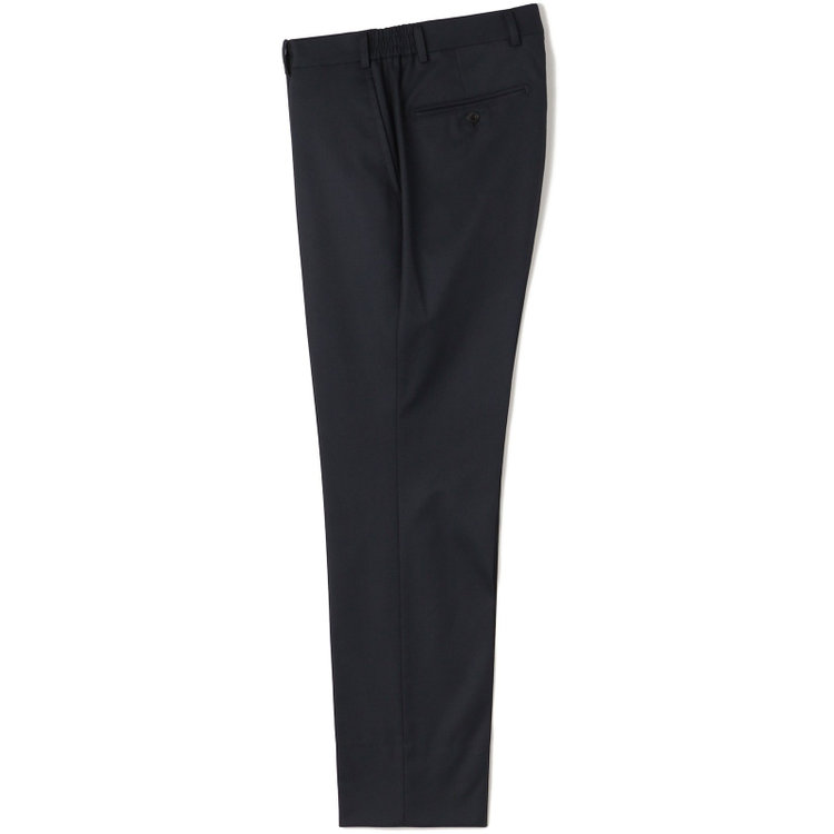 ブラックライン 【SLIM TAPERED_2】【年間】2釦シングルスリーピーススーツ 0タック/ネイビー/ウエストシャーリング/4S SUSTAINABILITY&ECOLOGY FABRIC/※パンツ裾上げ済仕様 紺濃色