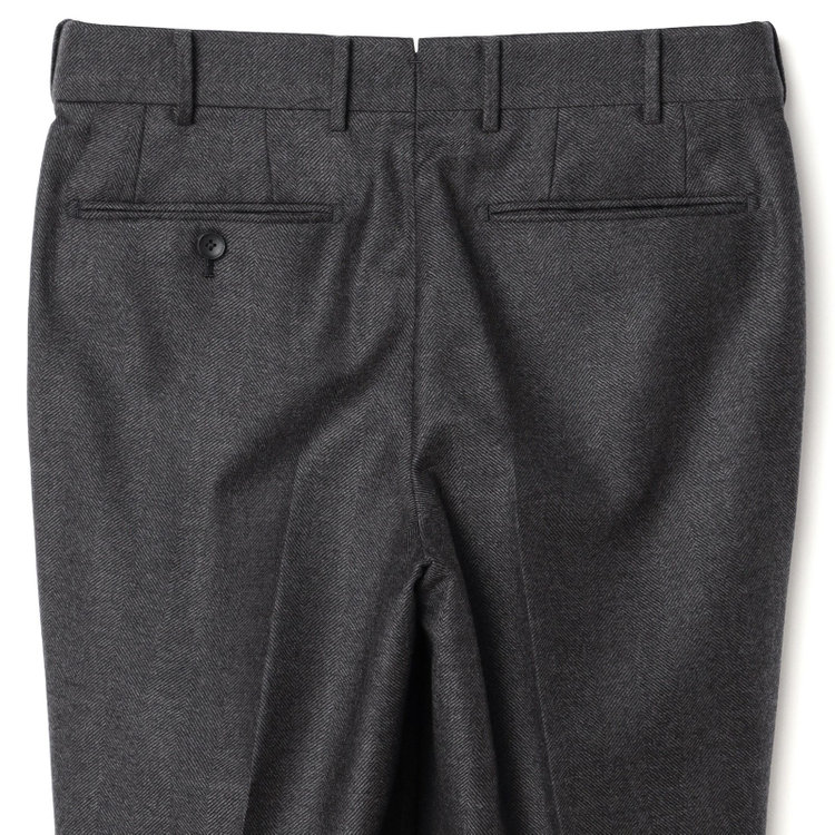 シルバーライン 【発送在庫あり】【CLASSICO TAPERED】【秋冬】3釦段返りシングルスーツ 2タック/グレー×ヘリンボーン/ウエストムーブ/MARZOTTO/※裾上げ必要 グレー濃色