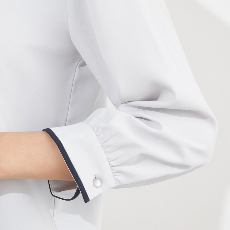 シルバーライン 【SILVER LINE/7分袖】配色フロントプリーツプルオーバー/ライトグレー×ブラック/「ウォッシャブル」「ストレッチ」「防シワ」「UV加工」「静電気防止」 グレー淡色