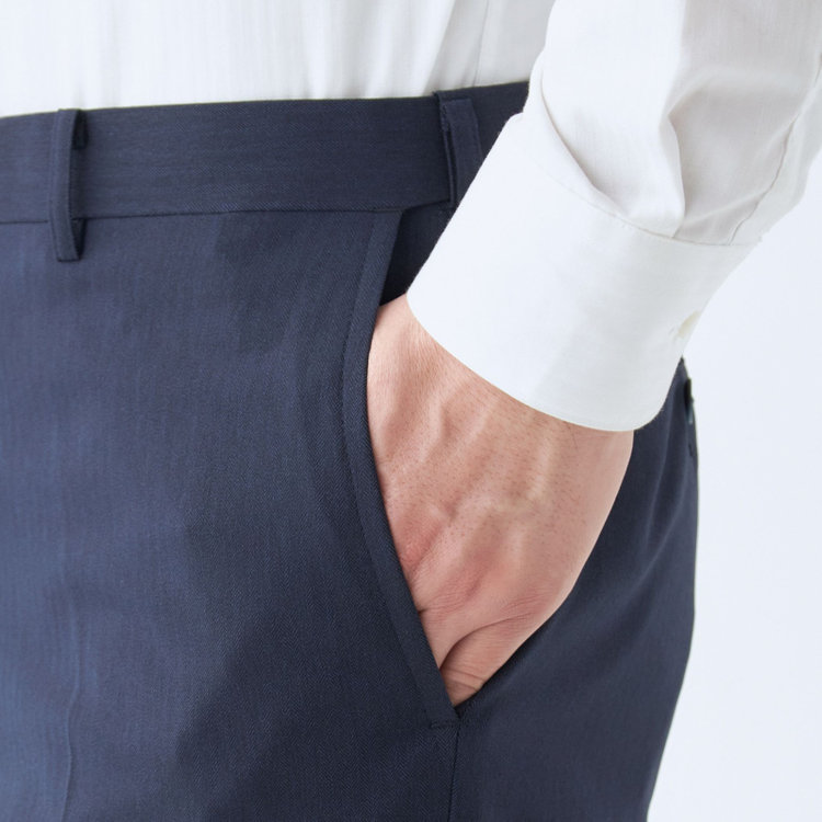 ブラックライン 【SLIM TAPERED】【春夏】0タックテーパードパンツ/ネイビー×シャドーストライプ/ウエストムーブ/ウォッシャブル/4S SUSTAINABILITY&ECOLOGY FABRIC/※裾上げ必要 紺中間