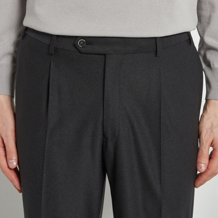 シルバーライン 【CLASSICO TAPERED】【春夏】1タックテーパードパンツ/ブラック/ウエストシャーリング仕様/4S SUSTAINABILITY&ECOLOGY FABRIC/※裾直し必要 黒