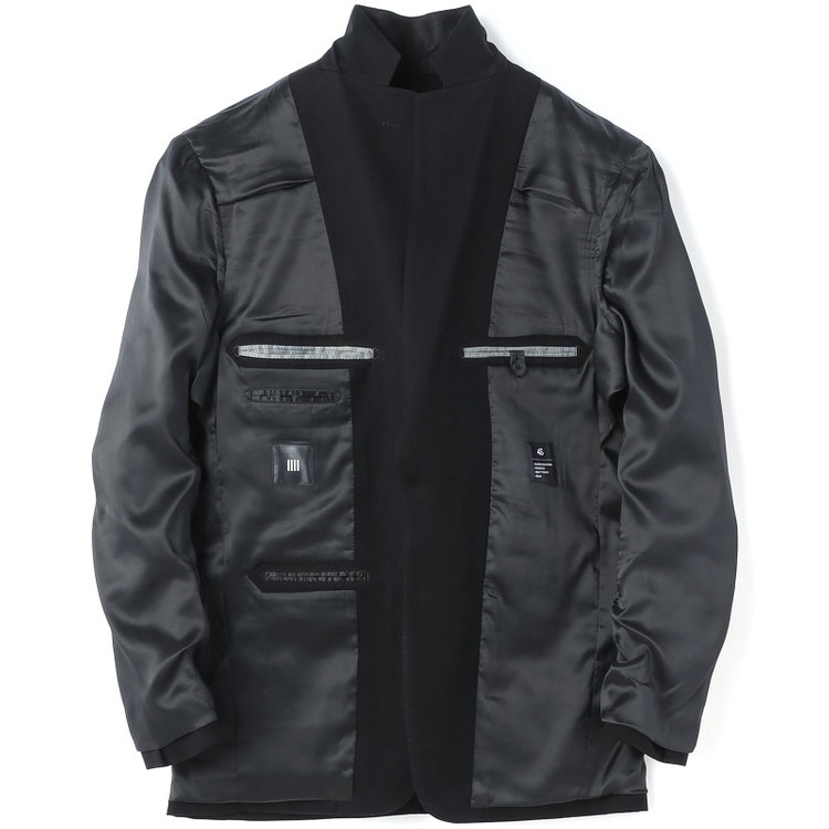 ブラックライン 【KSW】【年間】【フォーマル対応可】2釦シングルスーツ 0タック/ブラック×ソリッド/ウエストムーブ/4S/※パンツ裾上げ済仕様 黒