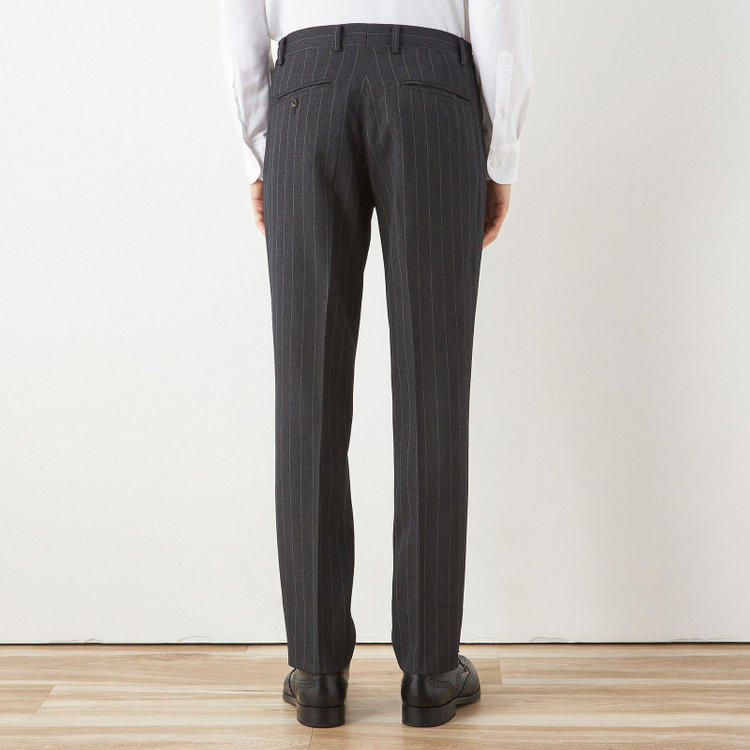ブラックライン 【SLIM TAPERED_2】【秋冬】2釦シングルスリーピーススーツ 0タック/グレー×ストライプ/ウエストシャーリング/4S SUSTAINABILITY&ECOLOGY FABRIC/※パンツ裾上げ済仕様 グレー濃色