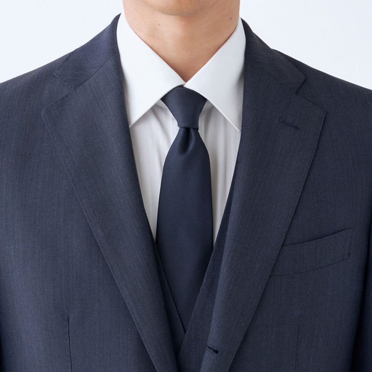 シルバーライン 【CLASSICO TAPERED】【年間】3釦段返りシングルスリーピーススーツ 2タック/ネイビー×ソリッド/NEW ZEALAND WOOL MIX/裾直し必要 紺中間