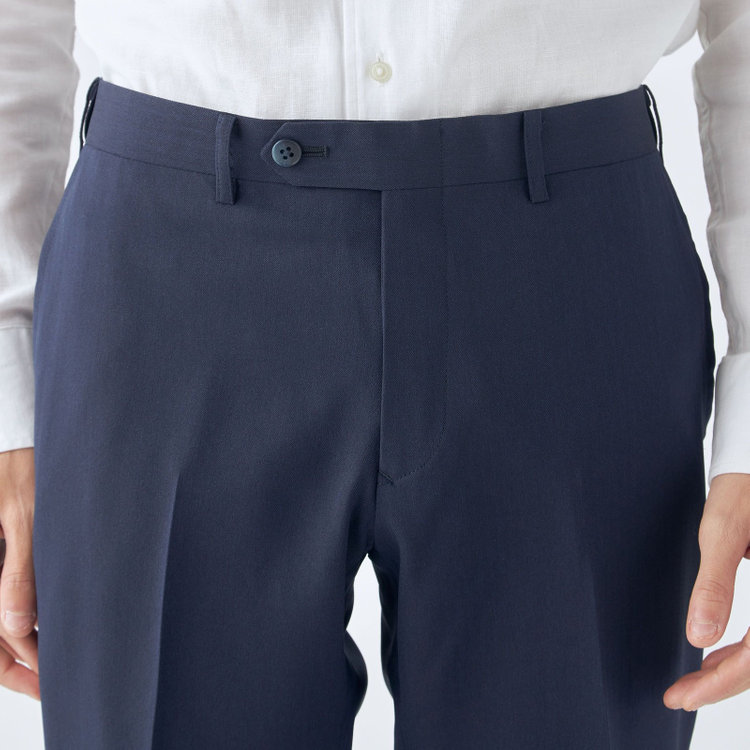 ブラックライン 【SLIM TAPERED】【年間】0タックテーパードパンツ/ネイビー×シャドーストライプ/ウエストムーブ/ウォッシャブル/4S SUSTAINABILITY&ECOLOGY FABRIC/※裾上げ必要 紺中間