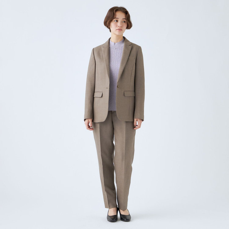 シルバーライン 【RELAX TAPERED_2】【秋冬】1釦シングルテーパードパンツスーツ/グレイッシュモカ/ウォッシャブル/4S SUSTAINABILITY&ECOLOGY FABRIC/※パンツ裾上げ済仕様 茶淡色