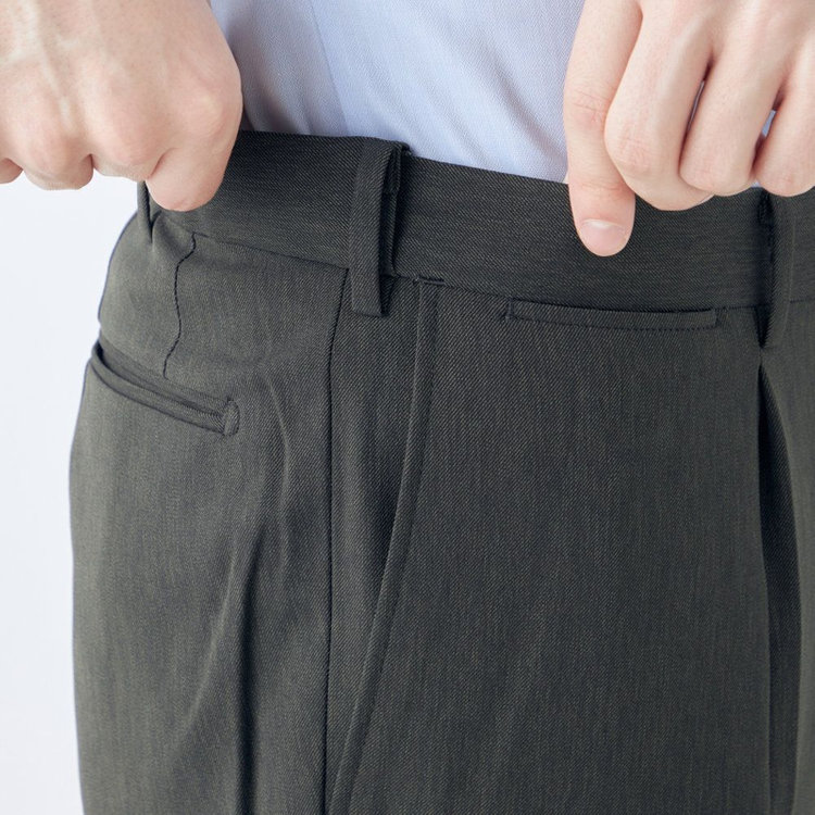シルバーライン 【CLASSICO TAPERED】【春夏】1タックテーパードパンツ/カーキ/ウエストムーブ仕様/4S SUSTAINABILITY&ECOLOGY FABRIC/※裾上げ済仕様 緑濃色